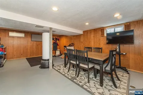 86 Deerfield Road West Caldwell NJ 07006