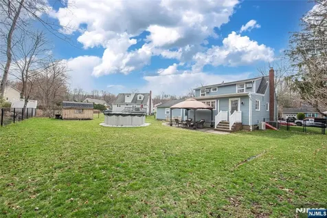 86 Deerfield Road West Caldwell NJ 07006