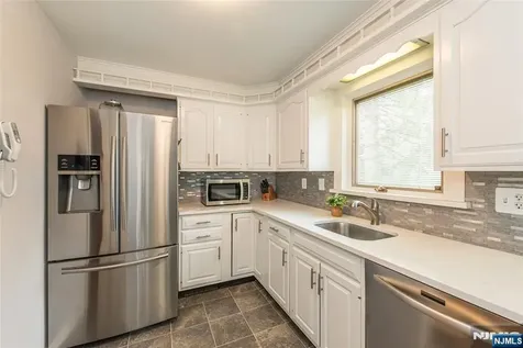 86 Deerfield Road West Caldwell NJ 07006