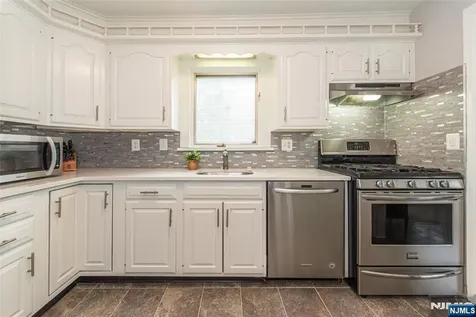 86 Deerfield Road West Caldwell NJ 07006