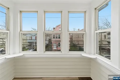 67 Brookdale Avenue Newark NJ 07106