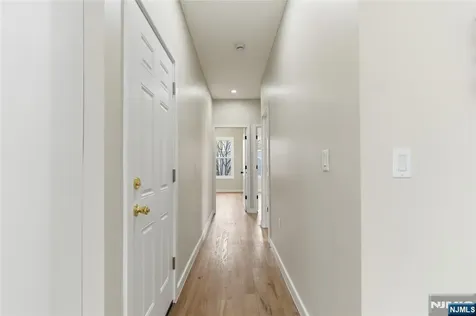67 Brookdale Avenue Newark NJ 07106