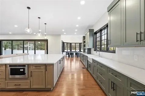 803 Marshall Road River Vale NJ 07675