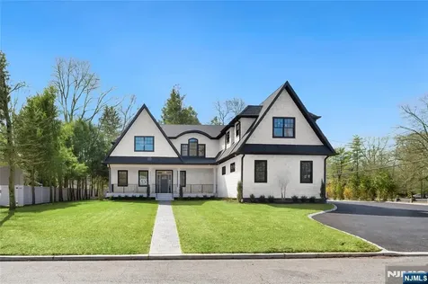 803 Marshall Road River Vale NJ 07675