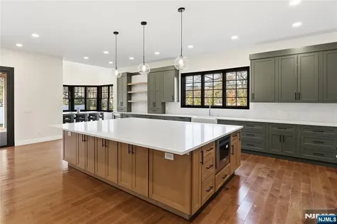 803 Marshall Road River Vale NJ 07675