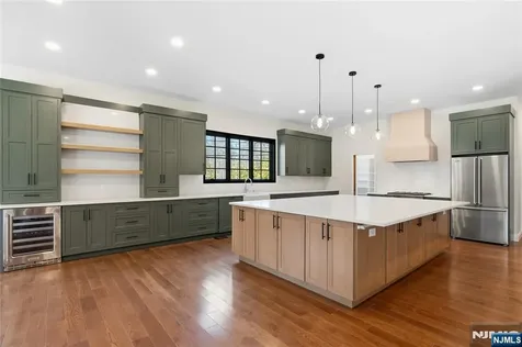 803 Marshall Road River Vale NJ 07675
