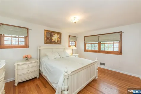 4 Oak Ridge North Caldwell NJ 07006