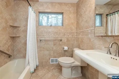 4 Oak Ridge North Caldwell NJ 07006