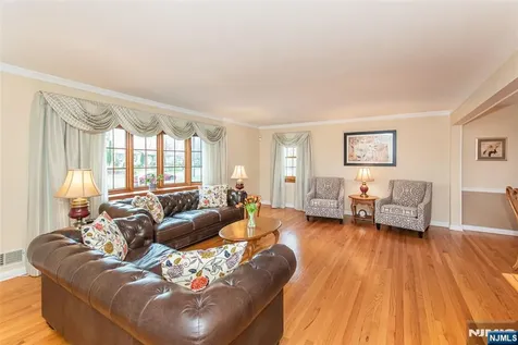 4 Oak Ridge North Caldwell NJ 07006