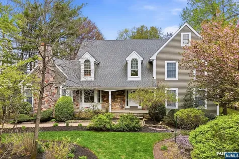 7 Trotters Lane Mahwah NJ 07430