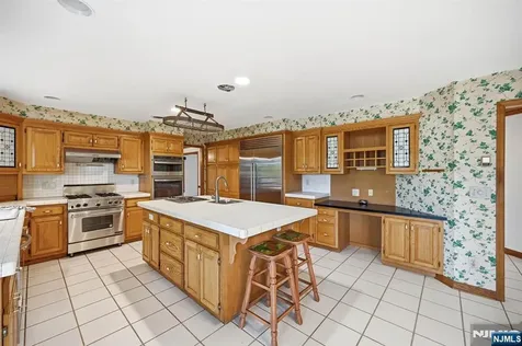 7 Trotters Lane Mahwah NJ 07430