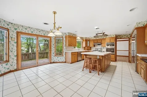 7 Trotters Lane Mahwah NJ 07430