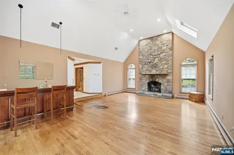 7 Trotters Lane Mahwah NJ 07430