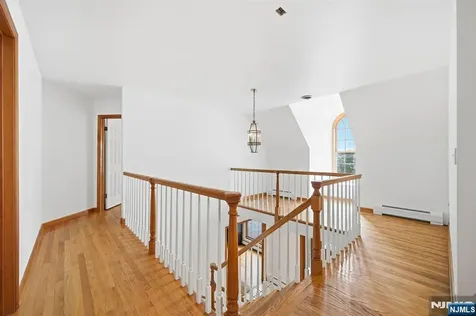 7 Trotters Lane Mahwah NJ 07430