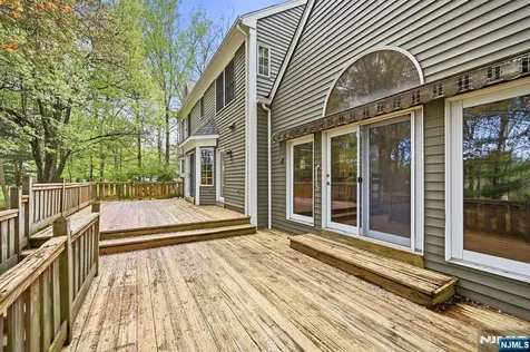 7 Trotters Lane Mahwah NJ 07430