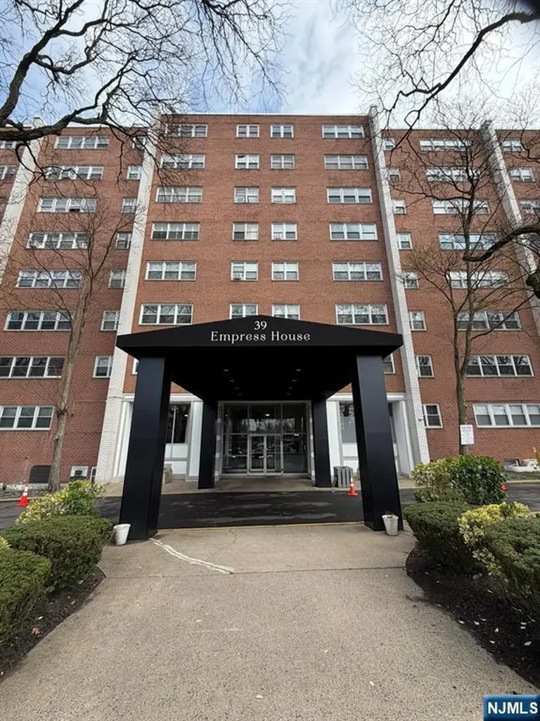 39 39th Street Paterson NJ 07514