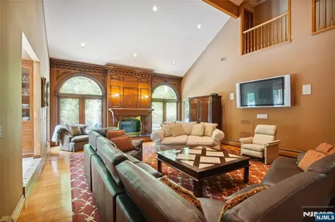 49 Cherokee Court Sparta NJ 07871