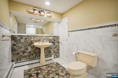 49 Cherokee Court Sparta NJ 07871