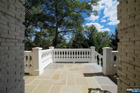 49 Cherokee Court Sparta NJ 07871