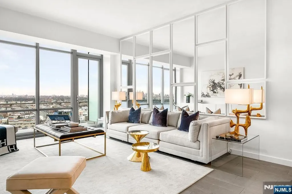 320 Adolphus Avenue Cliffside Park NJ 07010
