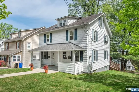 257 Mccosh Road Clifton NJ 07043
