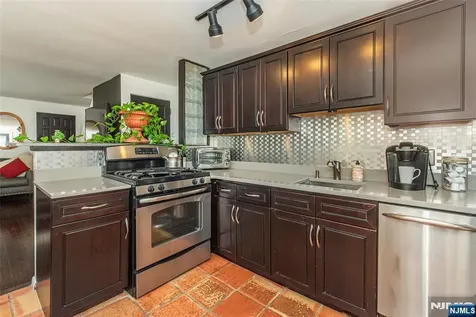 257 Mccosh Road Clifton NJ 07043