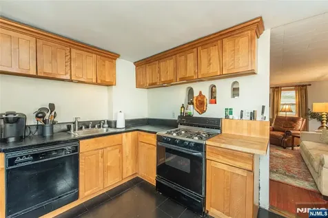 257 Mccosh Road Clifton NJ 07043