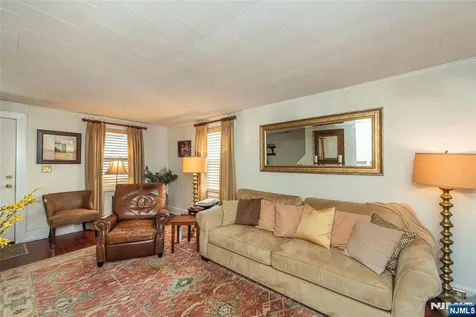 257 Mccosh Road Clifton NJ 07043