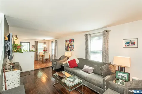 257 Mccosh Road Clifton NJ 07043