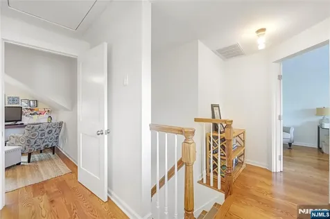 22 Center Street Midland Park NJ 07432