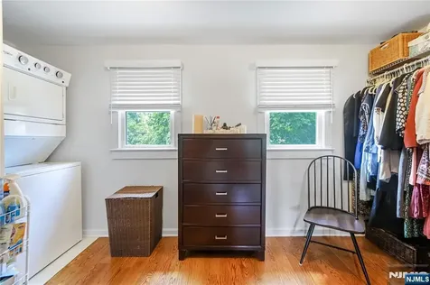 22 Center Street Midland Park NJ 07432