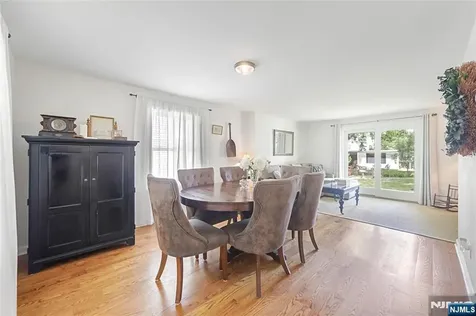 22 Center Street Midland Park NJ 07432