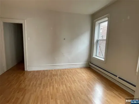 10 Hilliard Avenue Edgewater NJ 07020