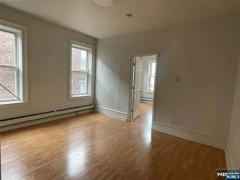 10 Hilliard Avenue Edgewater NJ 07020