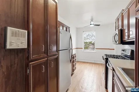 100 Palisade Avenue Englewood NJ 07631