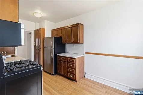 100 Palisade Avenue Englewood NJ 07631