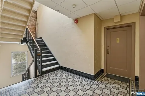 100 Palisade Avenue Englewood NJ 07631