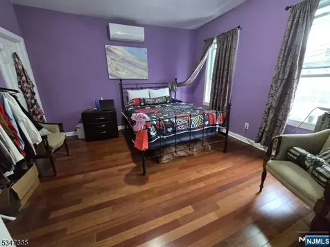 36 Holland Street Newark NJ 07103