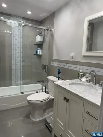 277 Columbia Terrace Paramus NJ 07652