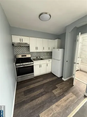 1425 E Saint George Avenue Roselle NJ 07203