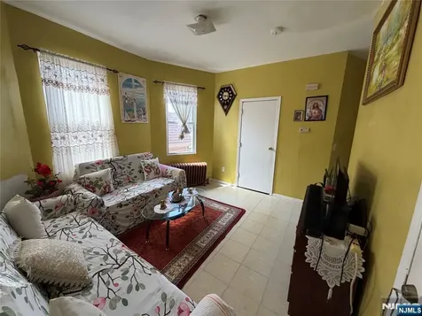 126 Gould Avenue Paterson NJ 07503