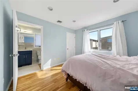 224 Warren Avenue Fort Lee NJ 07024