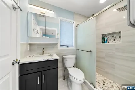 224 Warren Avenue Fort Lee NJ 07024