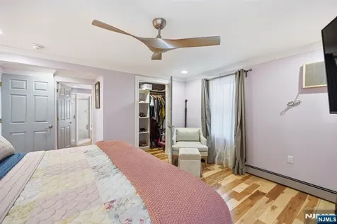 6 Ramsay Road West Milford NJ 07421