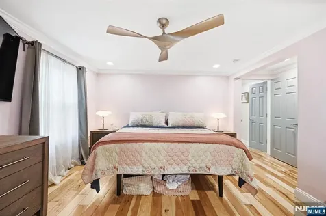 6 Ramsay Road West Milford NJ 07421