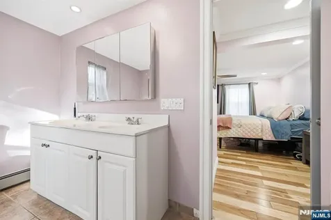 6 Ramsay Road West Milford NJ 07421