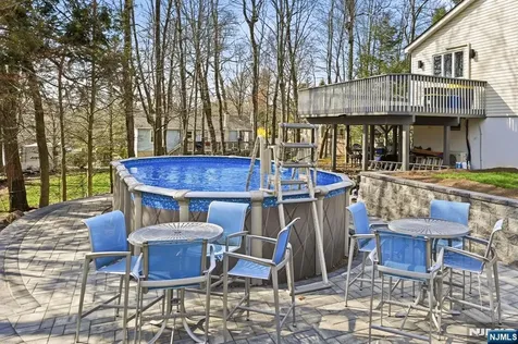 6 Ramsay Road West Milford NJ 07421