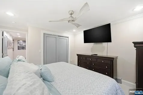 6 Ramsay Road West Milford NJ 07421