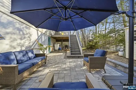 6 Ramsay Road West Milford NJ 07421