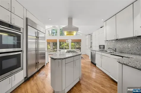 67 Stewart Street Demarest NJ 07627